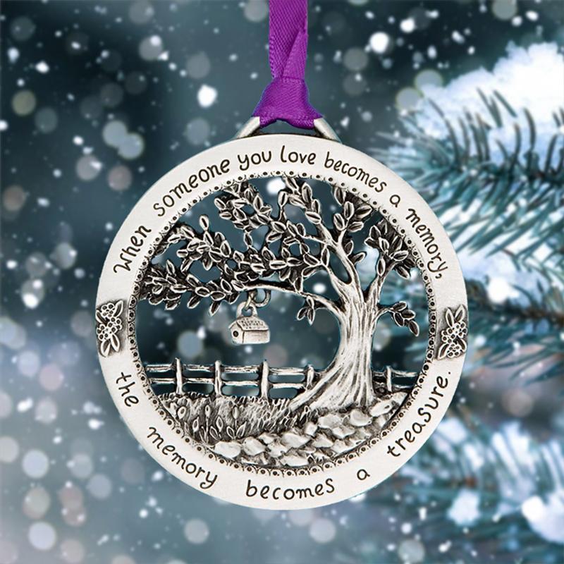 "When someone you love becomes a memory" - Solemn Christmas remembrance | zavevo
