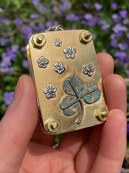 zavevo | Mini Flower Press | Compact Botanical Keepsake Maker | Portable Craft Tool