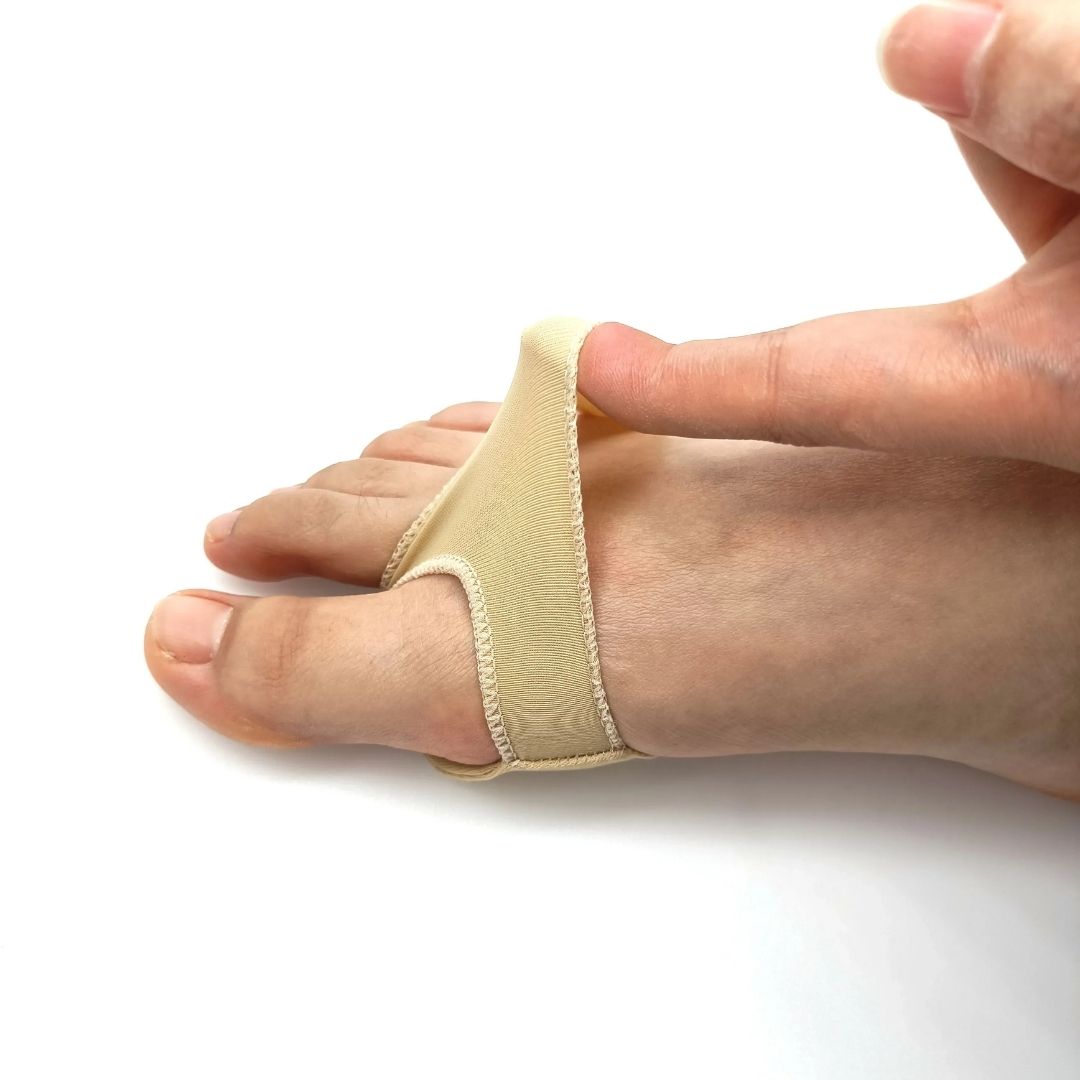 ComfortStep Morton’s Neuroma and Metatarsalgia Relief Pads | Gel Cushion and Metatarsal Support | Foot Pain Relief for Everyday Comfort zavevo