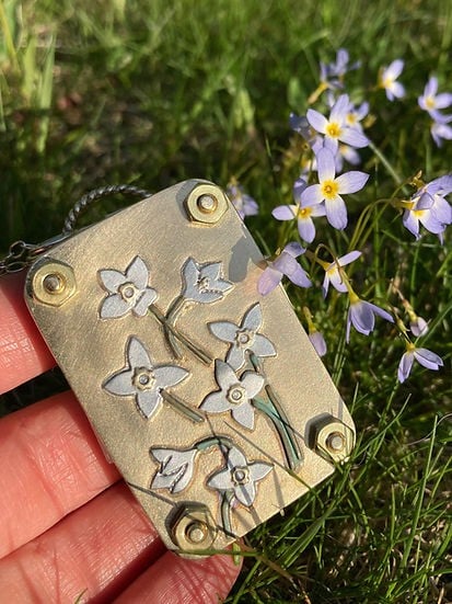 zavevo | Mini Flower Press | Compact Botanical Keepsake Maker | Portable Craft Tool