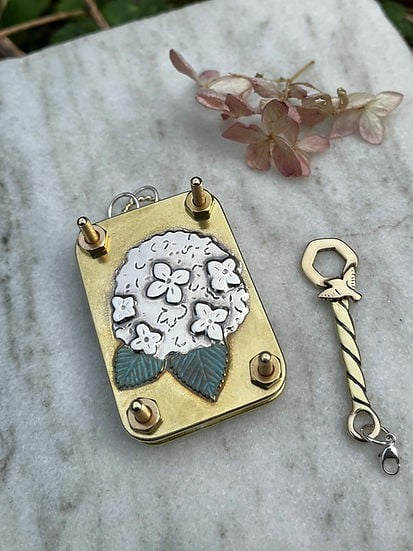 zavevo | Mini Flower Press | Compact Botanical Keepsake Maker | Portable Craft Tool
