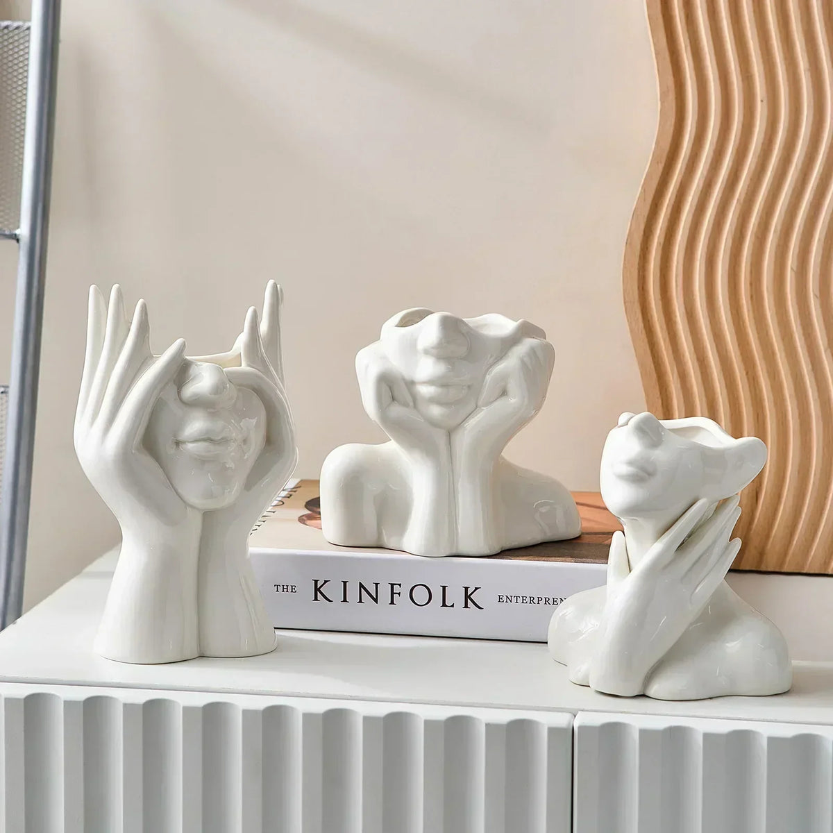 "Unique and Modern Ceramic Vase, Decorative Flower Vase for Living Room and Office" | zavevo
