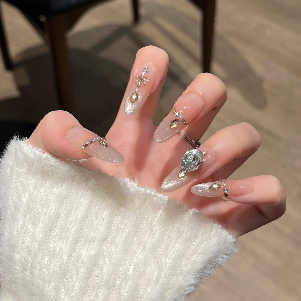 3D Embellished Press-On Nail Art Set zavevo