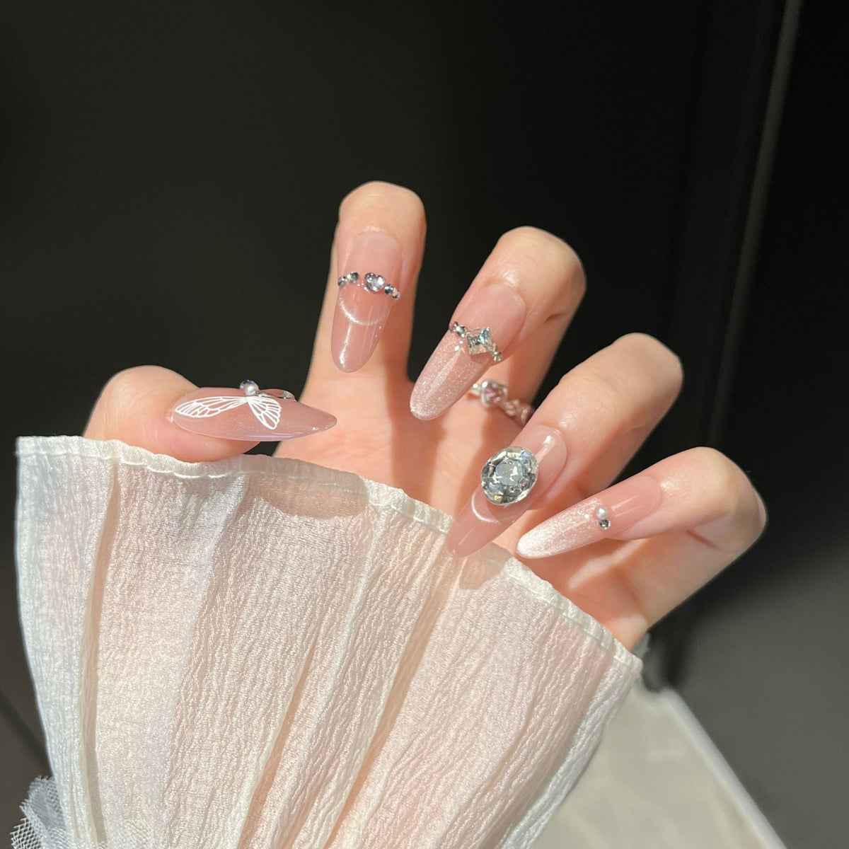 3D Embellished Press-On Nail Art Set zavevo