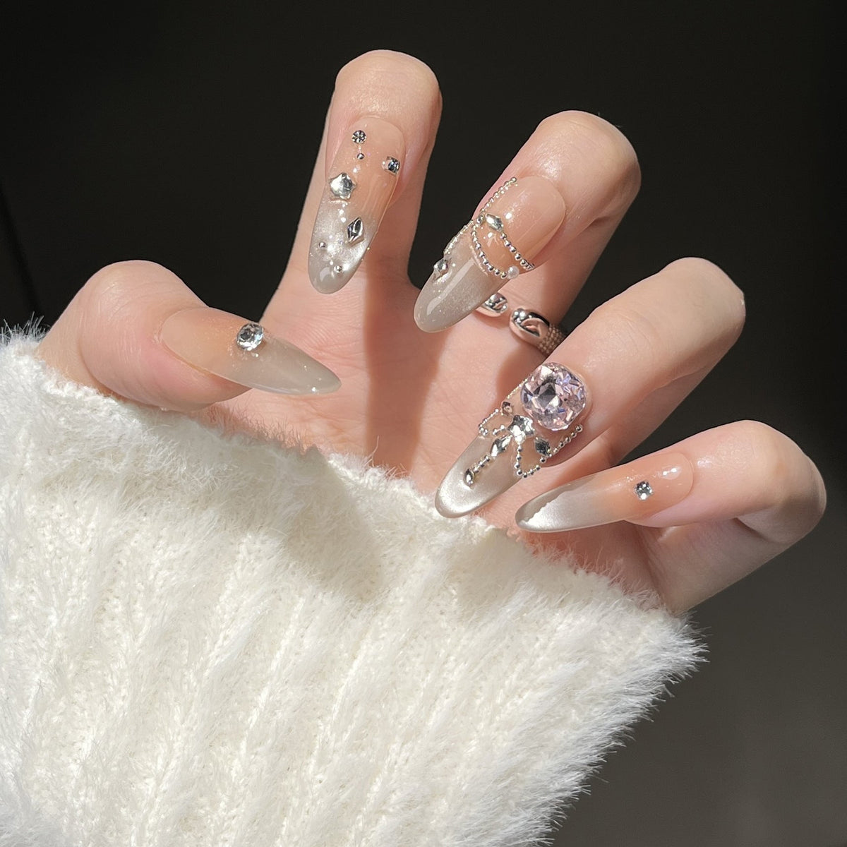 3D Embellished Press-On Nail Art Set zavevo