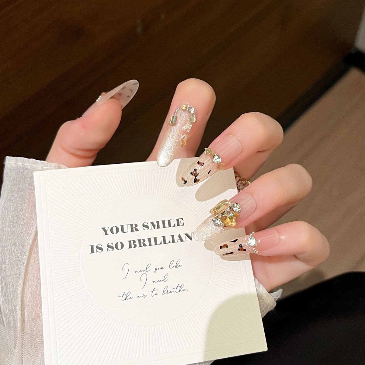 3D Embellished Press-On Nail Art Set zavevo