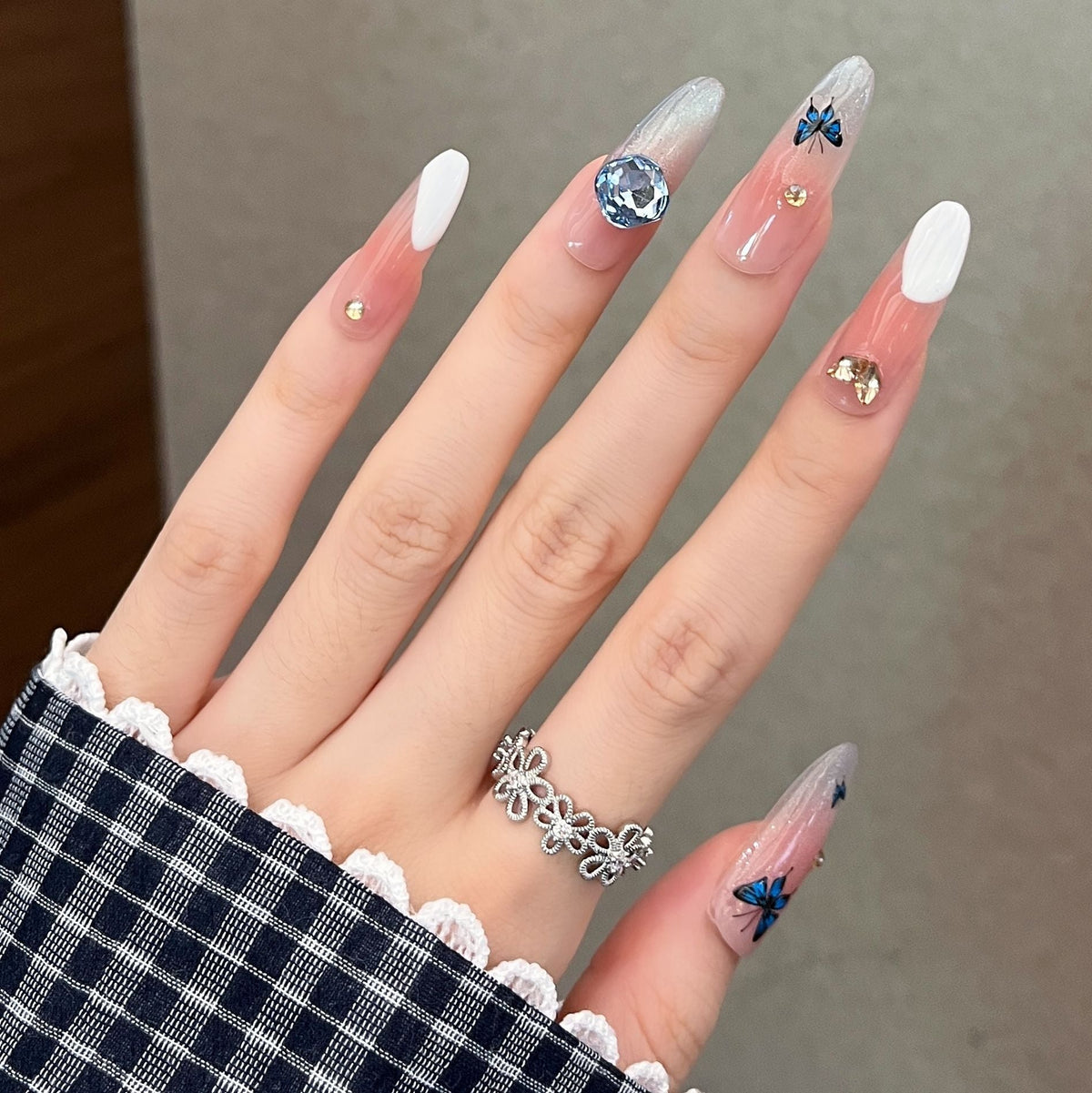 3D Embellished Press-On Nail Art Set zavevo