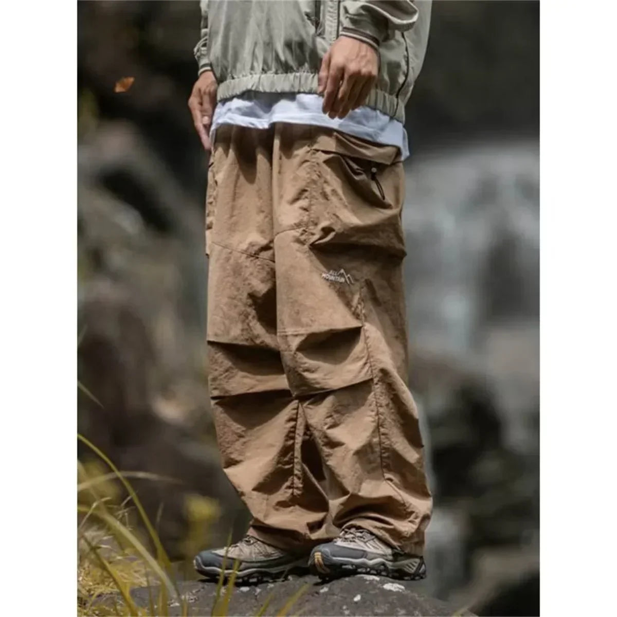 Unisex Loose-Fit Hiking Pants – Water-Resistant Outdoor Pants with Drawstring Waist and Pockets