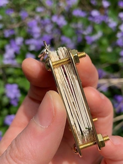zavevo | Mini Flower Press | Compact Botanical Keepsake Maker | Portable Craft Tool