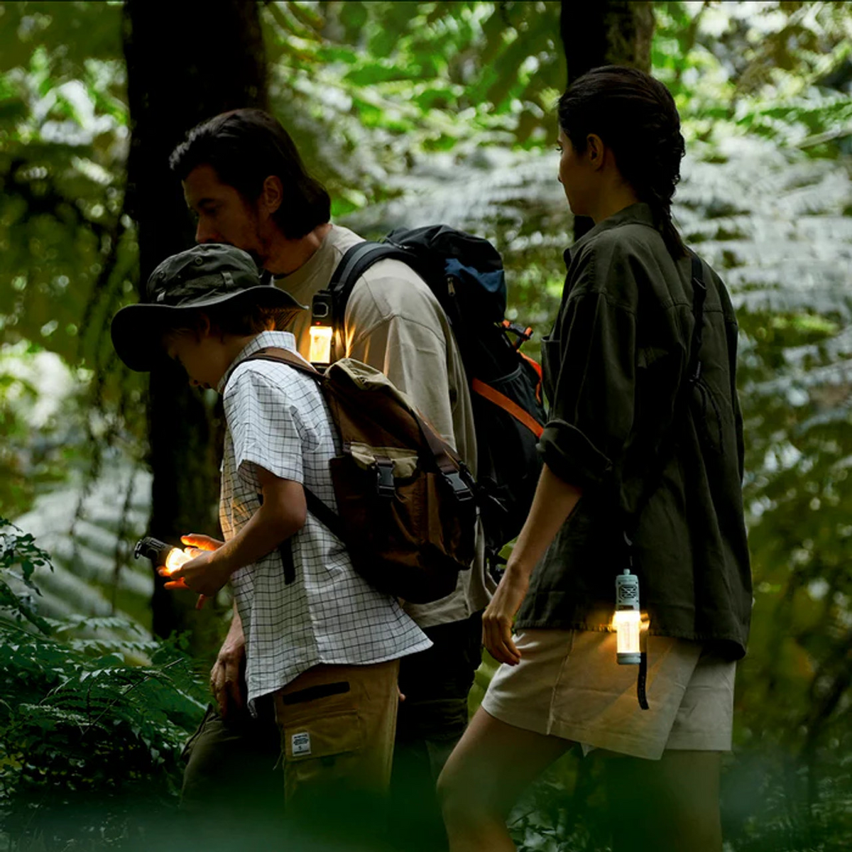 2-in-1 Mosquito Protection & Light | Intelligent Outdoor Defense | zavevo