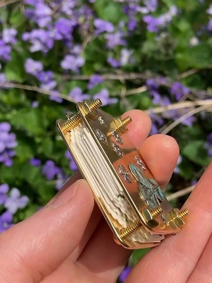 zavevo | Mini Flower Press | Compact Botanical Keepsake Maker | Portable Craft Tool
